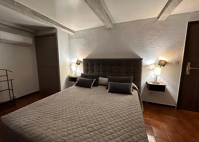 玛奎斯恩梅尔酒店 酒店