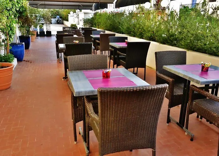 玛奎斯恩梅尔酒店 萨里索伦札拉