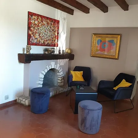 Hotel Maquis Et