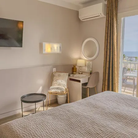 Hotel Maquis Et