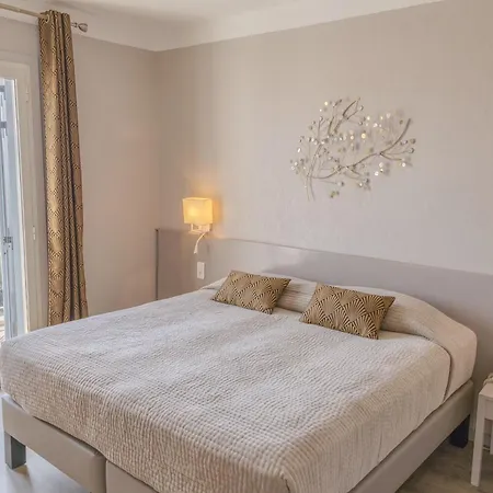 Maquis Et Hotel 3*