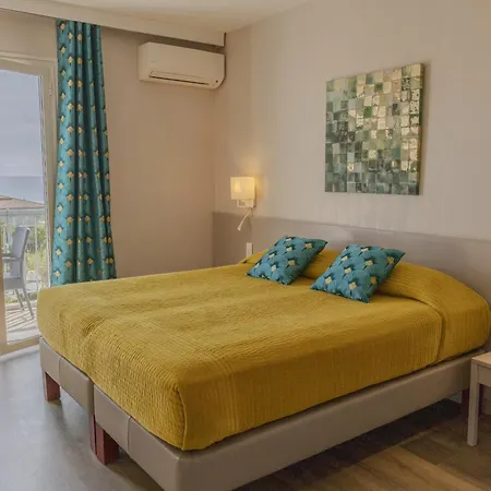Hotel Maquis Et