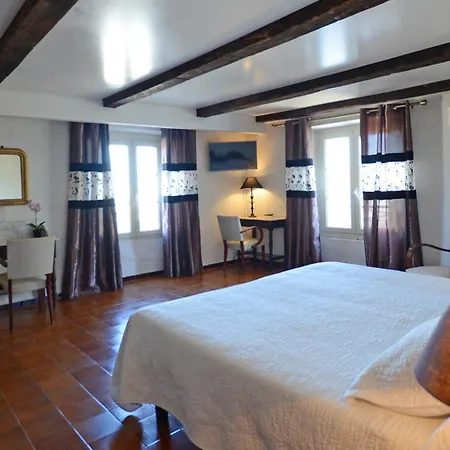 Hotel Maquis Et 3*
