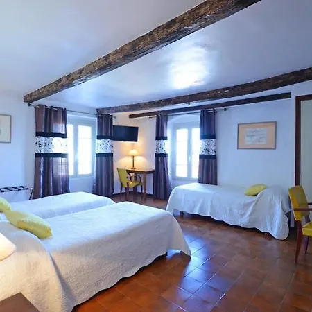 Maquis Et Hotel