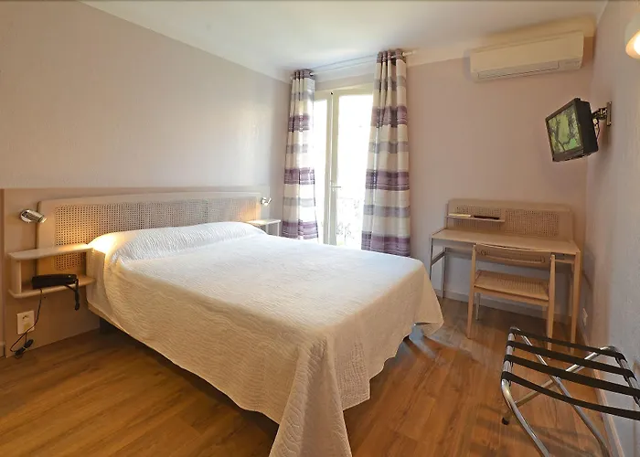 Maquis Et Hotel