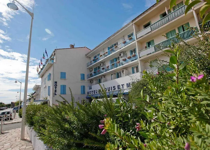 Hotel Maquis Et